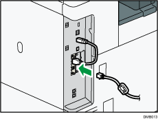 Illustrazione del collegamento del cavo Ethernet